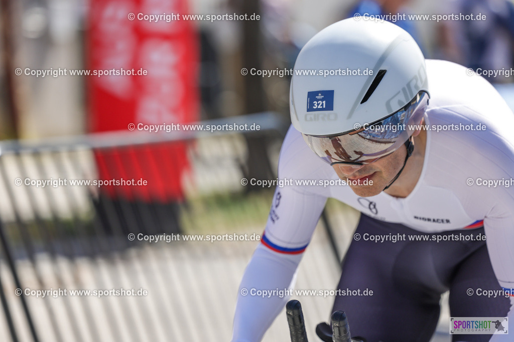 VJ__5042 | Neusiedlersee Radmarathon 2026@sportshot_your_pictrs #yourpictures#roadtowm2029 #nrm #neusiedlerseeradmarathon #neusiedlersee #neusiedlerseetourismus #burgenland #mörbisch #nrm26 #burgenlandtourismus #voglundco #poweredbyburgenlandtourismus #radsport #rad #marathon #ucigranfondo #visitburgenland #ucigranfondoworldseries