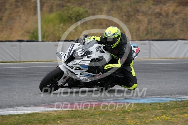 2024_08_03_PBK_25152 | Sportfotografie; SlowMotion; Video; Rennstrecke; Hafeneger; Speer; Racing; RSE; BMW; CBO; Trackday; Motorsportarena; Hockenheimring; Brno; Most; Barcelona; Valencia