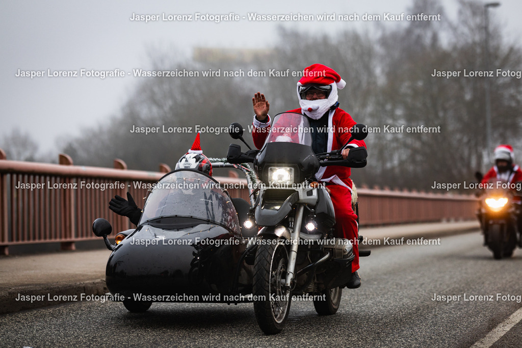 X-Mas Ride I Kiel I 2025 | Jasper Lorenz Fotografie - Realisiert mit Pictrs.com
