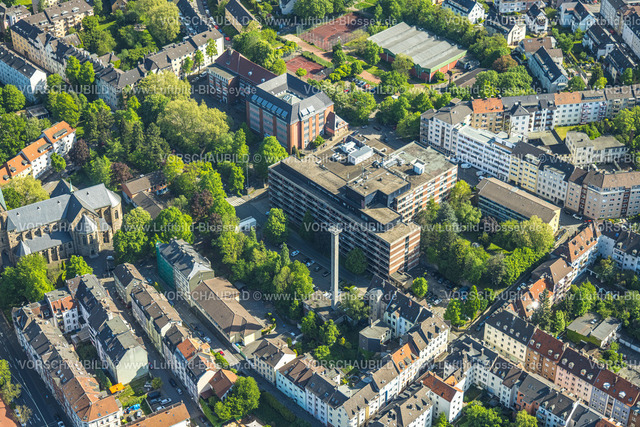 Hagen240503912 | Luftbild, kath. St.-Josefs-Hospital Krankenhaus an der Dreieckstraße, kath. St. Josef Kirche und Sekundarschule Altenhagen, Wohngebiet in Altenhagen, Hagen, Ruhrgebiet, Nordrhein-Westfalen, Deutschland