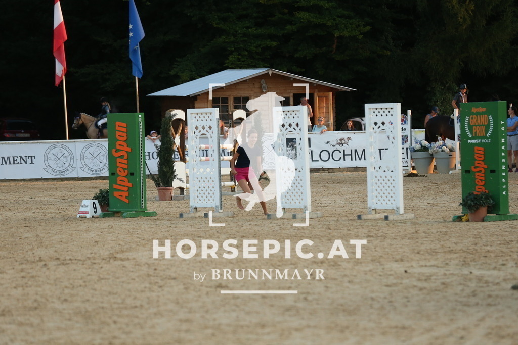 DL2Q5865 | Willkommen bei Brunnmayr - Design & Fotografie – Ihrem Spezialisten für Reitturniere und Pferdeveranstaltungen in Oberösterreich, Salzburg und Bayern! Seit über 17 Jahren sind wir leidenschaftlich dabei.
