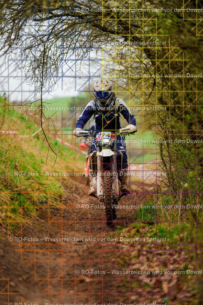4 Lauf Mernes-850 | Sportfotografie von RO-Fotos: Motorsport, Motocross, Enduro, Laufveranstaltungen und Triathlon. Professionelle Fotos von Sportlern und Events. - Realisiert mit Pictrs.com