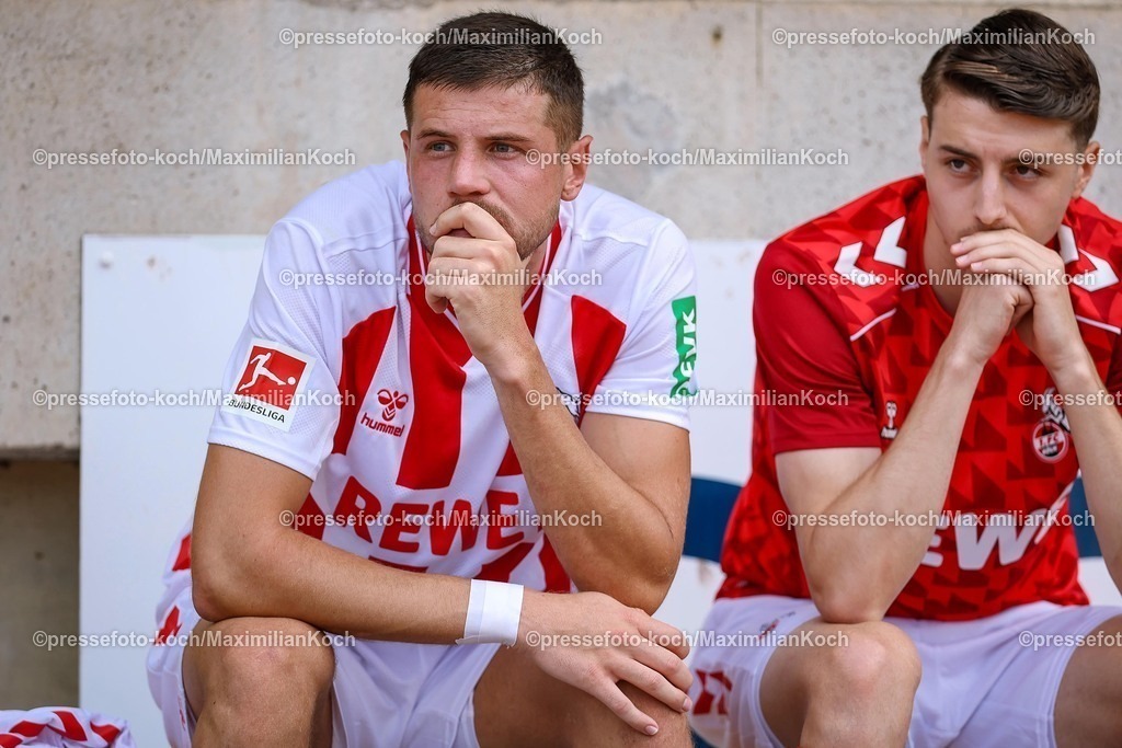 1FC12072501194 | 12.07.2025, Fußball, SV Bergisch Gladbach 09 - 1. FC Köln, Testspiel, BELKAW-Arena, Saison 2025 2026: Imad Rondic (1.FC Koeln #27) neben Malek El Mala (1.FC Koeln #19) am Spielfeldrand DFB regulations prohibit any use of photographs as image sequences and or quasi-video.