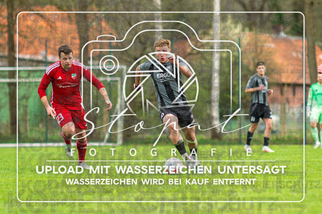 FGFSSCT-1022 | Adam Jarkas (FG Fulde-Stellichte #10) beim Herren Kreisliga HK Spiel zwischen FG Fulde-Stellichte und SC Tewel im Lehrdestadion, Stellichte (Simon Paul Stopat) - Realisiert mit Pictrs.com