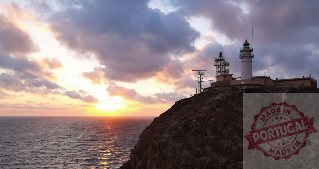 Cabo de Gata Lighthouse at sunset illuminating the Mediterranean Sea | Scenic view of Cabo de Gata Lighthouse standing on a cliff at sunset, guiding ships in the Mediterranean Sea - Realisiert mit Pictrs.com