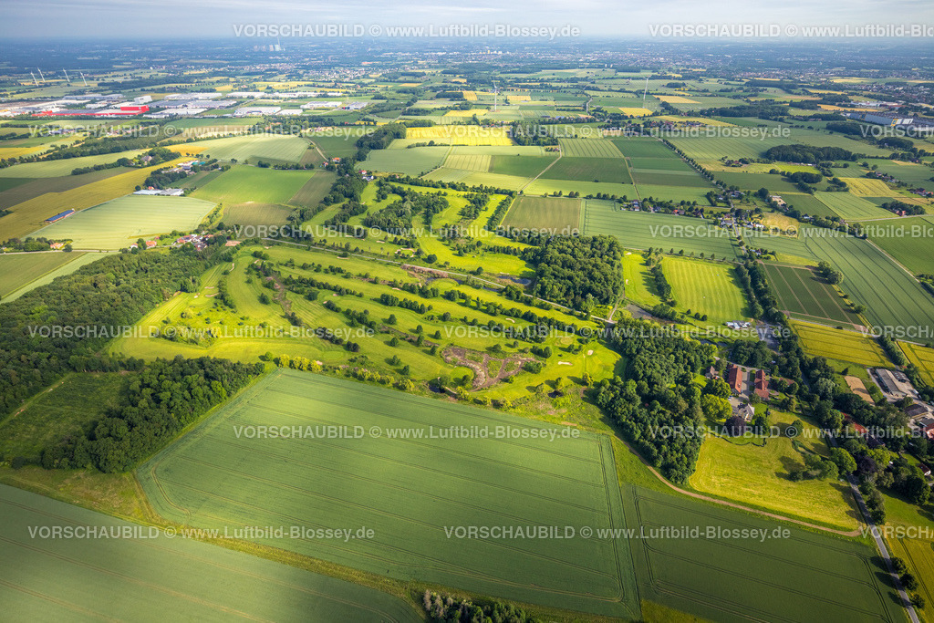 Hamm220602068 | Luftbild, Golfplatz Gut Drechen, Gobel-von-Drechen-Straße und Drei Eichen Weg, Osterbönen, Bönen, Ruhrgebiet, Nordrhein-Westfalen, Deutschland
