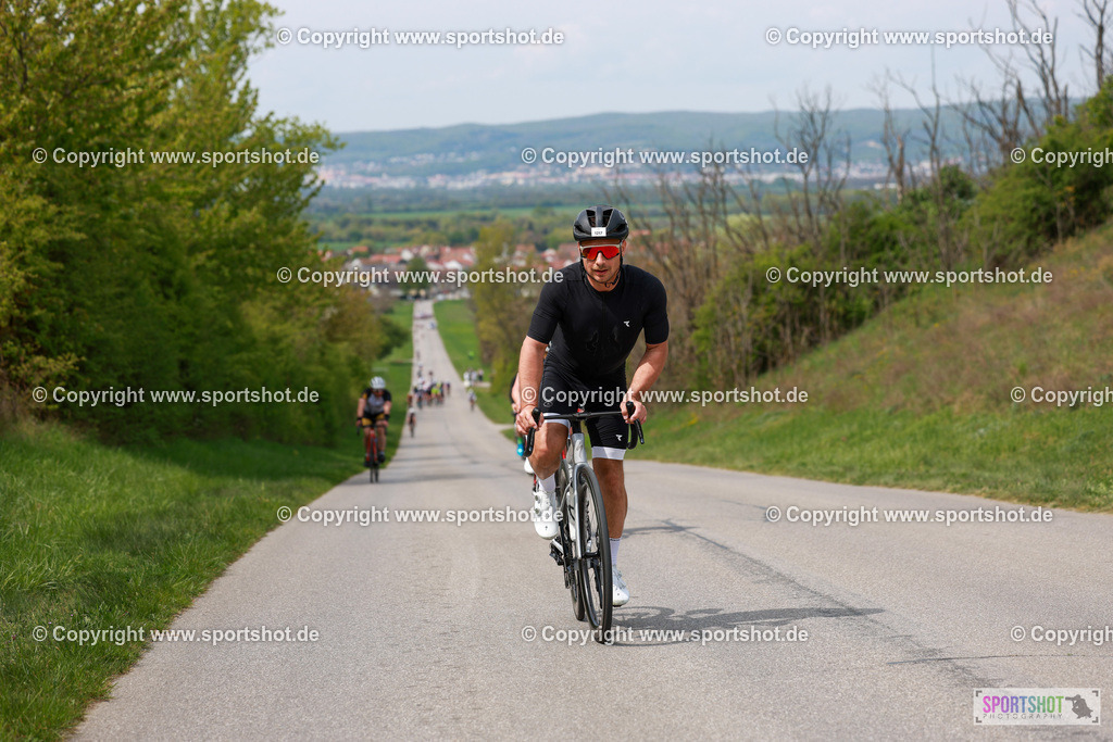 524_AR6_0470 | Neusiedlersee Radmarathon 2026@sportshot_your_pictrs #yourpictures#roadtowm2029 #nrm #neusiedlerseeradmarathon #neusiedlersee #neusiedlerseetourismus #burgenland #mörbisch #nrm26 #burgenlandtourismus #voglundco #poweredbyburgenlandtourismus #radsport #rad #marathon #ucigranfondo #visitburgenland #ucigranfondoworldseries