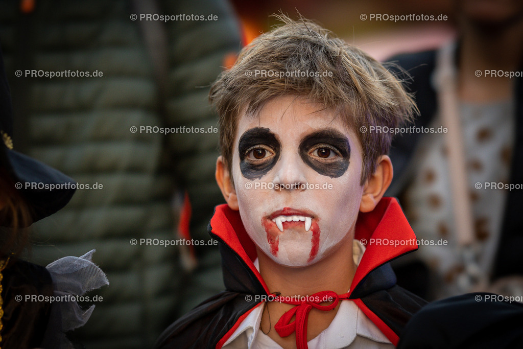 Halloween Run 2022 in Koeln, 31.10.2022 | Impressionen vom Halloween Run 2022 am 31.10.2022 in Koeln (Forstbotanischer Garten Rodenkirchen). Foto: BEAUTIFUL SPORTS/Axel Kohring
