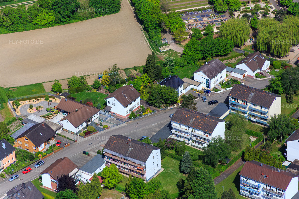 Luftbild: Konrad-Adenauer-Ring in Hagenbach im Bundesland Rheinland-Pfalz in Deutschland. Foto: IMG_078495.jpg vom 08.05.2015 durch Werner Riehm/FLY-FOTO.de