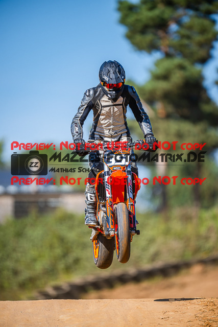 MaZZes_FotoMatrix_230916_1698 | S4