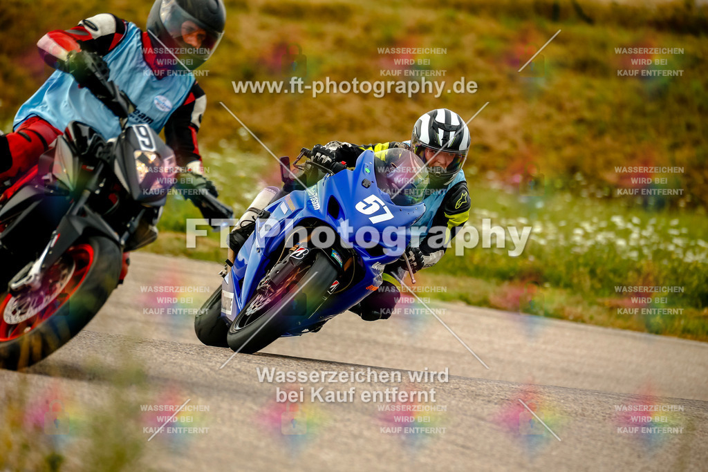 Chambley Juli-0972 | Hier findet Ihr Bilder von Touristenfahrten auf der Nürburgring Nordschleife oder von anderen Veranstaltungen die ich besucht habe. Viel Spass beim Durch Schauen 