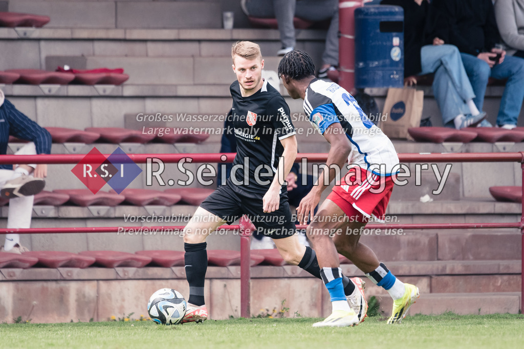 RS-1-045856 | Torben Engelking (#16, Havelse), David Amalachukwu Igboanugo (#23, HSV II)