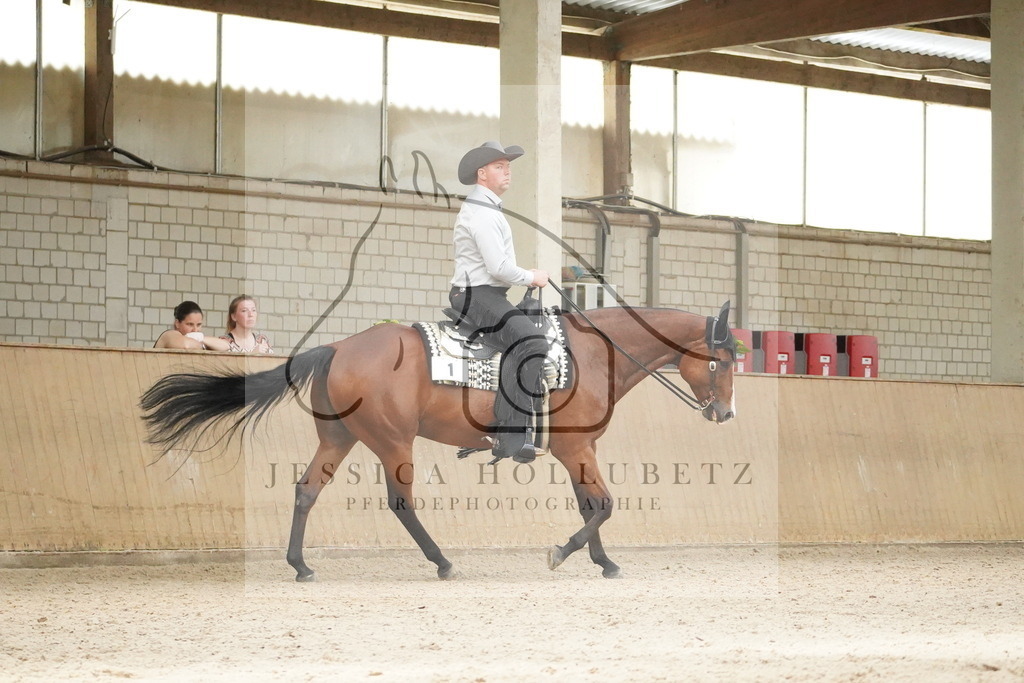 DSC03986 | jessicahollubetz_pferdephotographie - Realisiert mit Pictrs.com