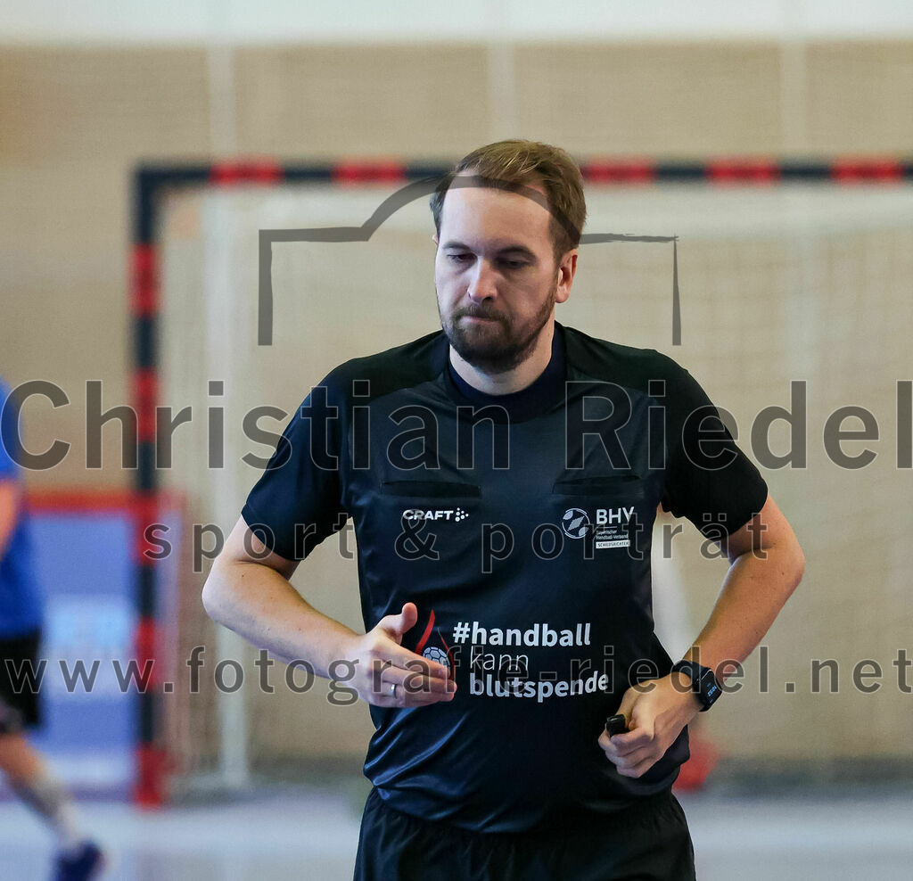 2022-12-17_049_SV_Anzing_gegen_TSV_Simbach | Anzing, Deutschland, 17.12.2022:
Handball, Bayernliga männliche A-Jugend 2022 / 2023, 9. Spieltag, SV Anzing gegen TSV Simbach, Endergebnis: 39:30

Foto: Christian Riedel / fotografie-riedel.net