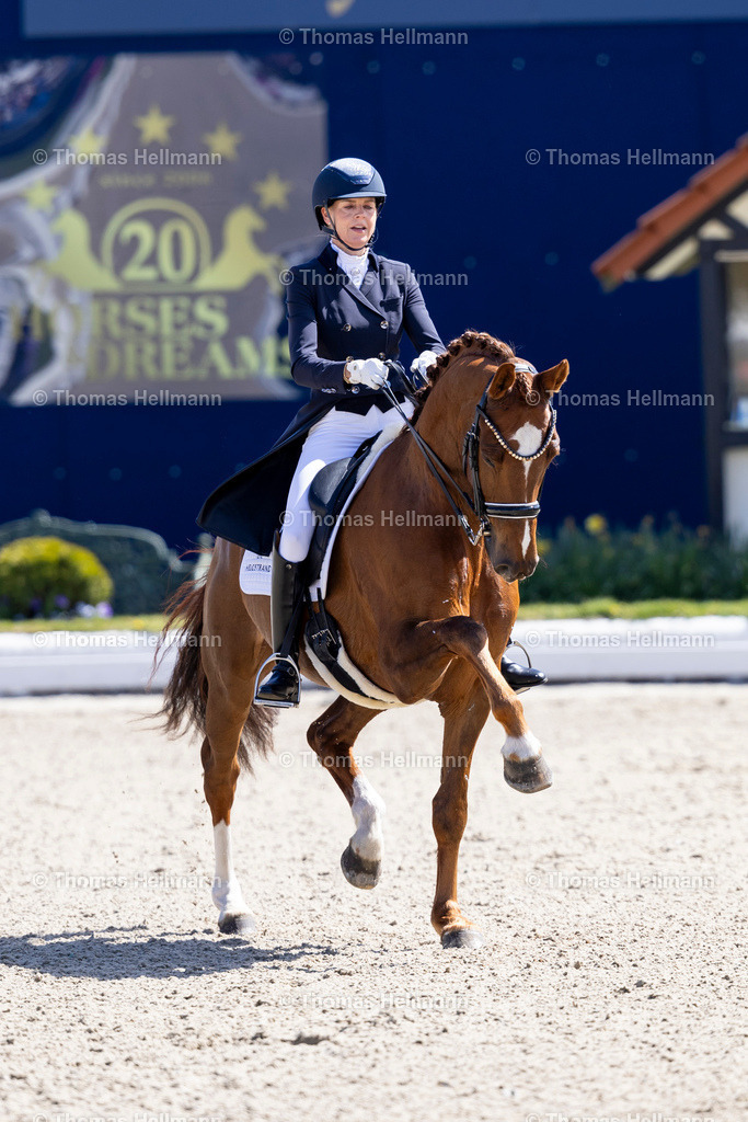 TH_383-HELGSTRAND Marianne (DEN)_ Valerio 42_36584 | Horses &amp; Dreams 2026 am 26.04.26 in Hagen a.T.W., Thomas Hellmann, 383HELGSTRAND Marianne (DEN), Valerio 42
