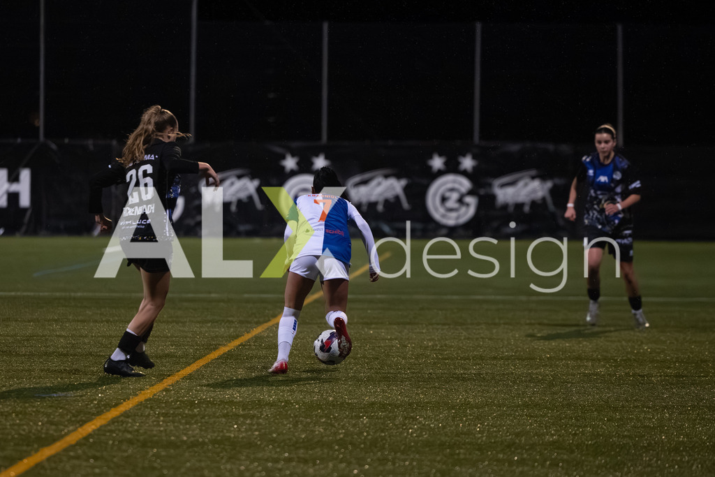 Fußball I Frauen I Saison 2025-2026 I AXA Women's Super League | Women I 14. Spieltag I Grasshoppers Club Zürich - FC Luzern I 14.02.2026 | 7 Qëndresa Krasniqi (AL) (GC Zürich) – Mittelfeld - Realisiert mit Pictrs.com