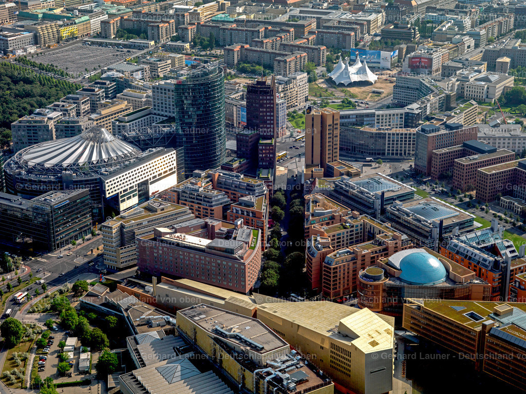 2790512 | Potsdamer Platz mit SONY Center in Berlin