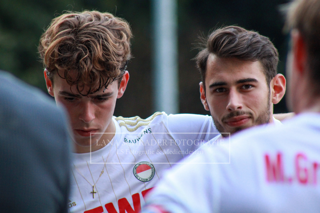 Rot - Weiß Köln - TSV Mannheim 03.09.22-32 | lanaschraderfotografie - Realisiert mit Pictrs.com