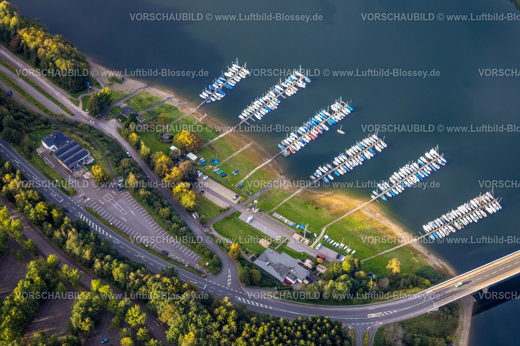 Olpe230913516 | Luftbild, BiggeTalsperre Biggesee, Yachthafen Sonderner Kopf mit Yachtclub Siegerland und Aggertaler Segelclub am Camping Biggesee - Vier Jahreszeiten, Rhode, Olpe, Sauerland, Nordrhein-Westfalen, Deutschland