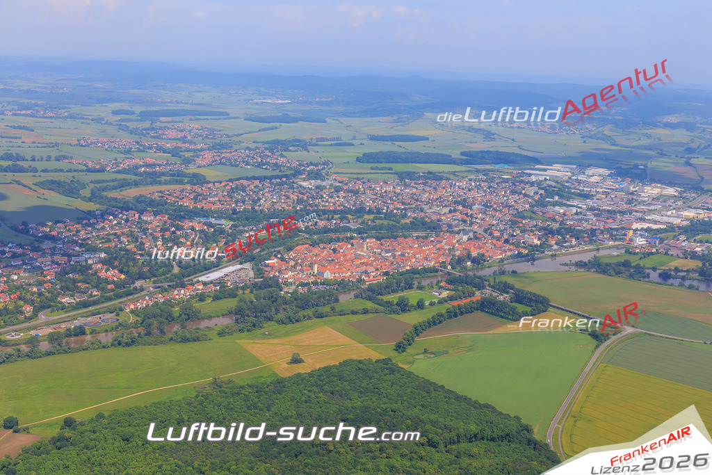 Luftbild von  Hassfurt - Luftaufnahme wurde 2016 von https://frankenair.de mittels Flugzeug (keine Drohne) erstellt - die Geschenkidee