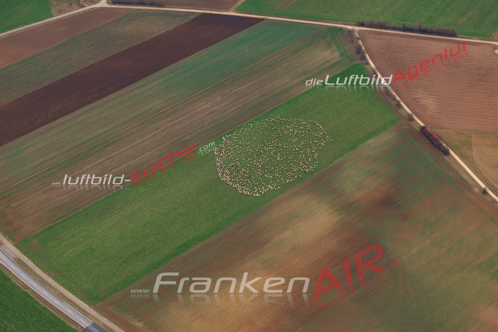 aktuelles Luftbild von  Litzendorf - Luftaufnahme wurde 2018 von https://frankenair.de mittels Flugzeug (keine Drohne) erstellt.