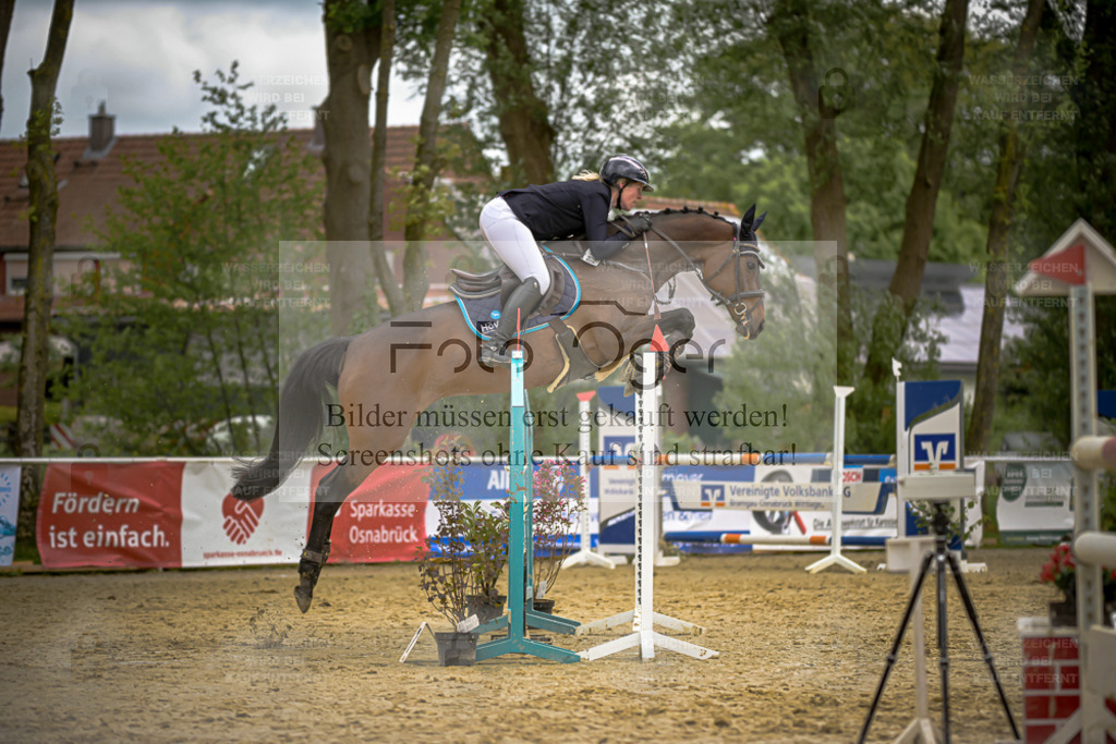 20240505-DOS_9770 | Entdecke hochwertige Reitturnierfotos von Foto Oger. Professionell, emotional und authentisch – jetzt Lieblingsmomente im Shop bestellen. - Realisiert mit Pictrs.com