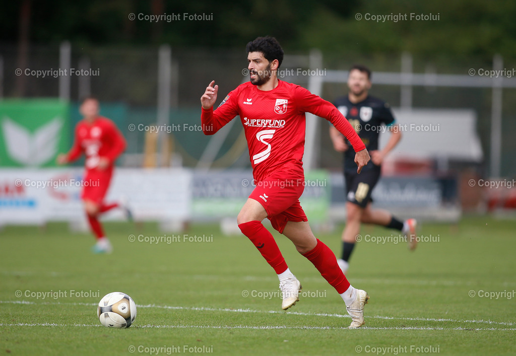 A_LUI_230923_25 | SPORT,FUSSBALL,LT1 OOELIGA ASKOE OEDT-SV ZEBAU BAD ISCHL 29.09.2023 IM BID: BUENJAMIN KARATAS  (OEDT) FOTO:FOTOLUI