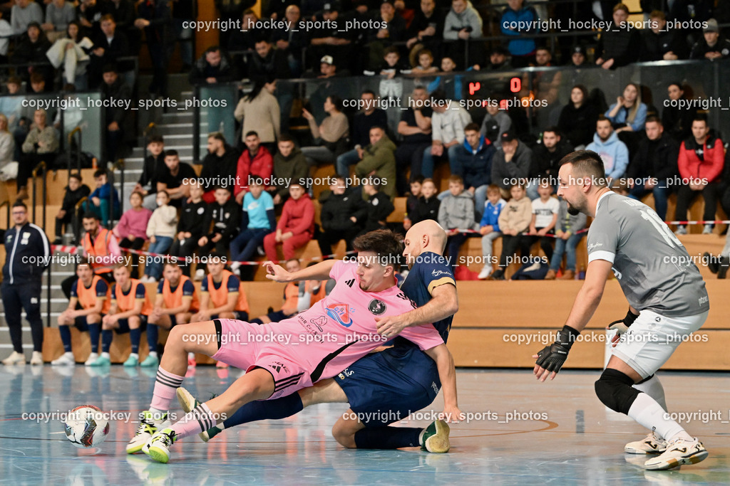 Carinthia Flamengo Futsal Club vs. Futsal Klagenfurt | #17 Hasan Kupinic Carinthia Flamengo, #20 Marko Mrsic Futsal Klagenfurt, #18 Vladimir Kajkut Futsal Klagenfurt, Carinthia Flamengo Futsal Club vs. Futsal Klagenfurt, Carinthia Flamengo Futsal Club vs. Futsal Klagenfurt am 01.12.2024 in Klagenfurt (Ballspielhalle Viktring), Austria, (Photo by Bernd Stefan)
