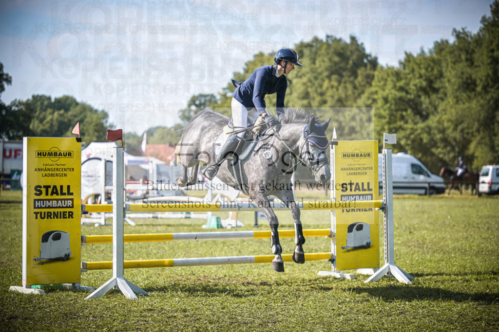 DOS_0281 | Entdecke hochwertige Reitturnierfotos von Foto Oger. Professionell, emotional und authentisch – jetzt Lieblingsmomente im Shop bestellen.Deutschlandweite Turnierfotografie. - Realisiert mit Pictrs.com