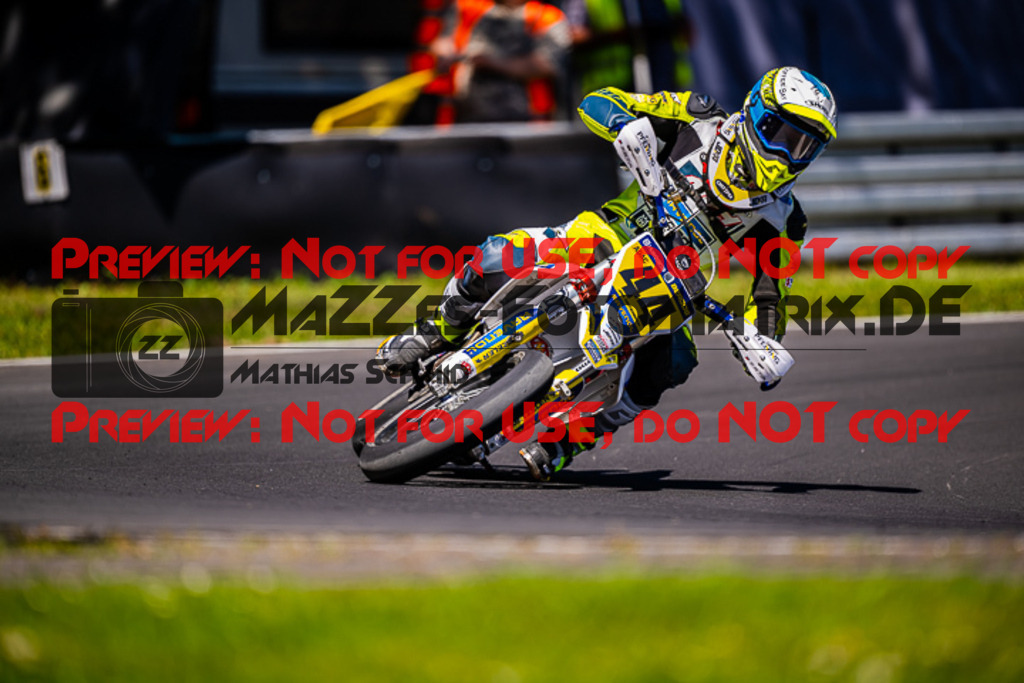 MaZZes_FotoMatrix_220702_8795 | S2