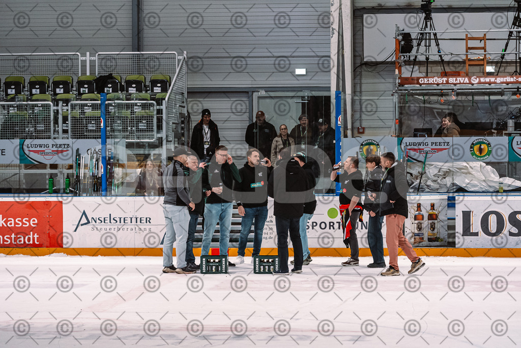 Alligators_vs_Erding_12_12_2025-165 | Höchstadt Alligators Fotogalerie: Eishockey-Action aus Franken. Professionelle Spielfotos, Portraits & Stadionbilder zum Download. Jetzt entdecken! - Realisiert mit Pictrs.com