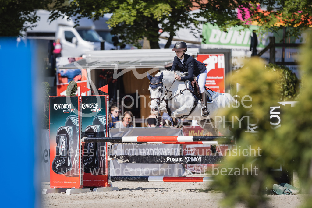 230519_MayDays_Stil-A2-U25-155 | Deine schönsten Turniermomente als professionelle Fotos! Entdecke hochwertige Pferdesport-Fotografie im Online-Shop. Jetzt Fotos finden & bestellen!