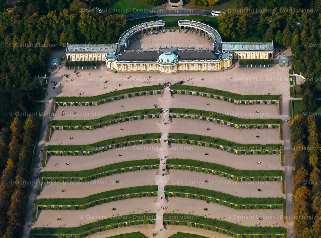 3069227A | Online-Shop für Luftbilder aus Deutschland. Seit über 45 Jahren baut Gerhard Launer das Luftbildarchiv mit unterschiedlichsten Themen stetig weiter aus.