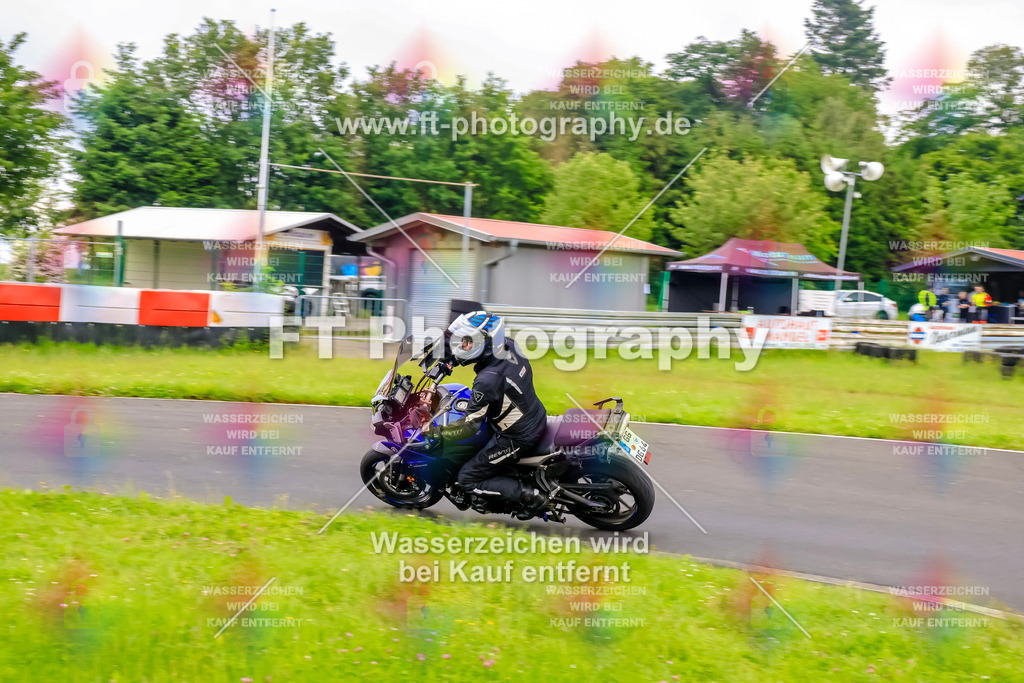 VBK-6285 | Hier findet Ihr Bilder von Touristenfahrten auf der Nürburgring Nordschleife oder von anderen Veranstaltungen die ich besucht habe. Viel Spass beim Durch Schauen 
