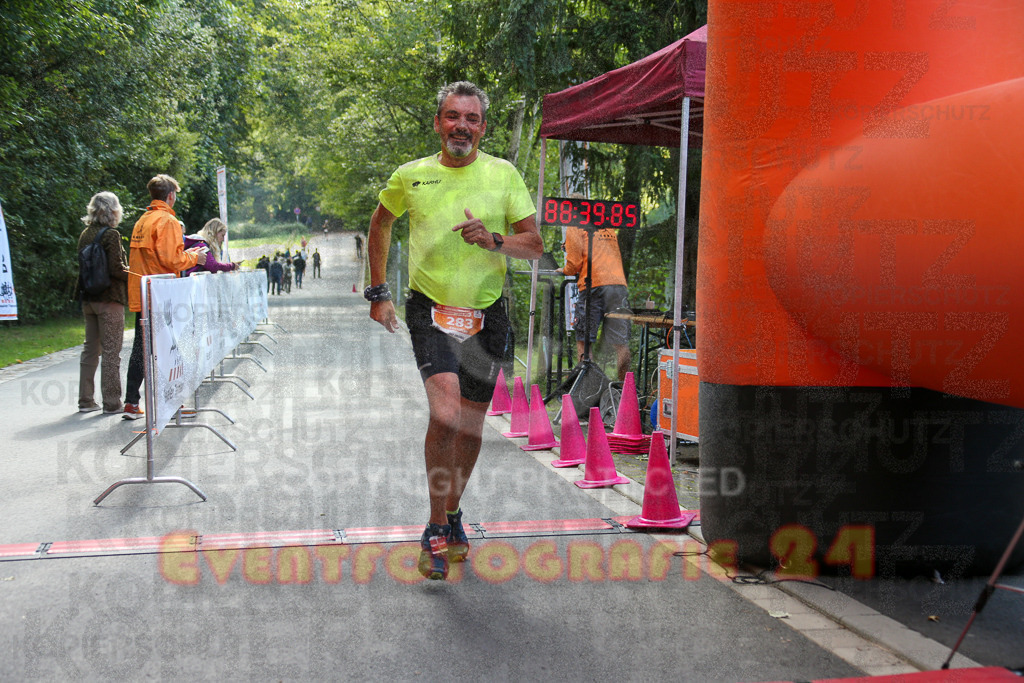 240915_1230_EX1_0308 | Sportfotografie im Rhein-Sieg Kreis, Köln, Bonn, NRW, Rheinland Pfalz, Hessen, etc. Unser Tätigkeitsfeld umfasst den Laufsport vom Volkslauf über den Marathon, Duathlon, Triathon bis zum Ultralauf wie Kölnpfad Ultra oder Schindertrail.