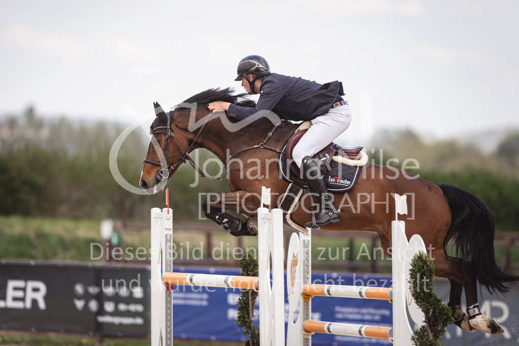 250416_M2-Springen-445 | Deine schönsten Turniermomente als professionelle Fotos! Entdecke hochwertige Pferdesport-Fotografie im Online-Shop. Jetzt Fotos finden & bestellen!