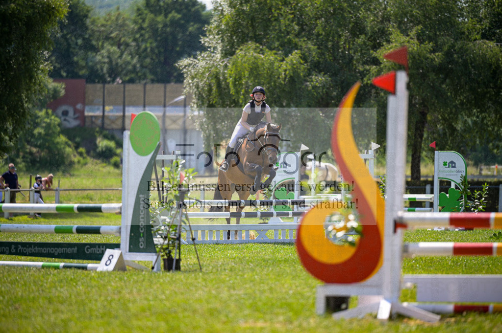 Reitturnier Voxtrup | Entdecke hochwertige Reitturnierfotos von Foto Oger. Professionell, emotional und authentisch – jetzt Lieblingsmomente im Shop bestellen.Deutschlandweite Turnierfotografie. - Realisiert mit Pictrs.com
