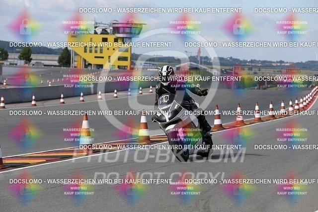 2016-07-01-PBK-1611 | Sportfotografie; SlowMotion; Video; Rennstrecke; Hafeneger; RSE; Speer; Trackday; Motorsportarena; Hockenheimring; Brno; Most; Barcelona; Valencia, Benny; Kaetzmer;