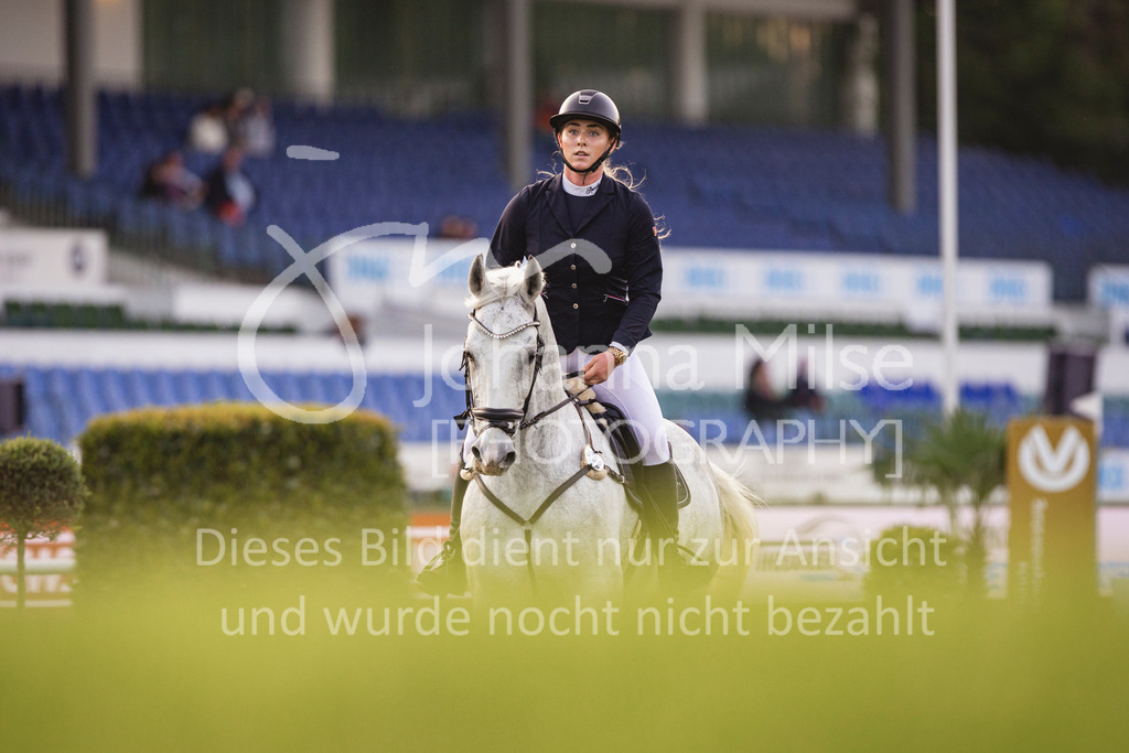240510_Hamburg_Amateur-Small-389 | Deine schönsten Turniermomente als professionelle Fotos! Entdecke hochwertige Pferdesport-Fotografie im Online-Shop. Jetzt Fotos finden & bestellen!