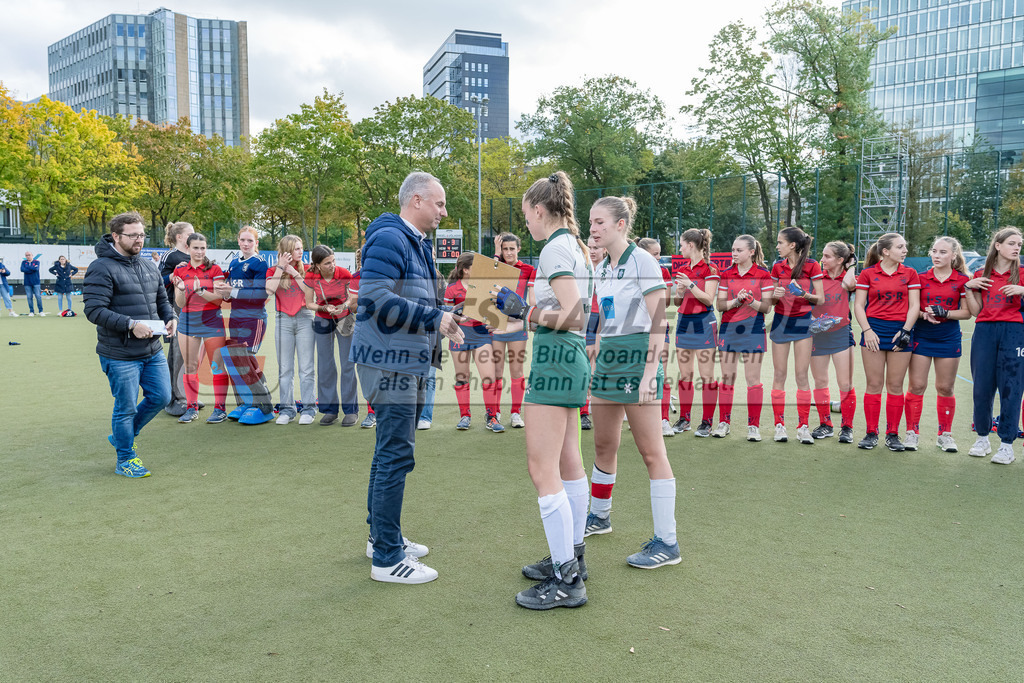 HK_20231022_106204 | Finale Deutsche Meisterschaft Feld WU16 Uhlenhorst Mülheim - Düsseldorfer HC am 22.10.2023 DHC, Düsseldorf ,