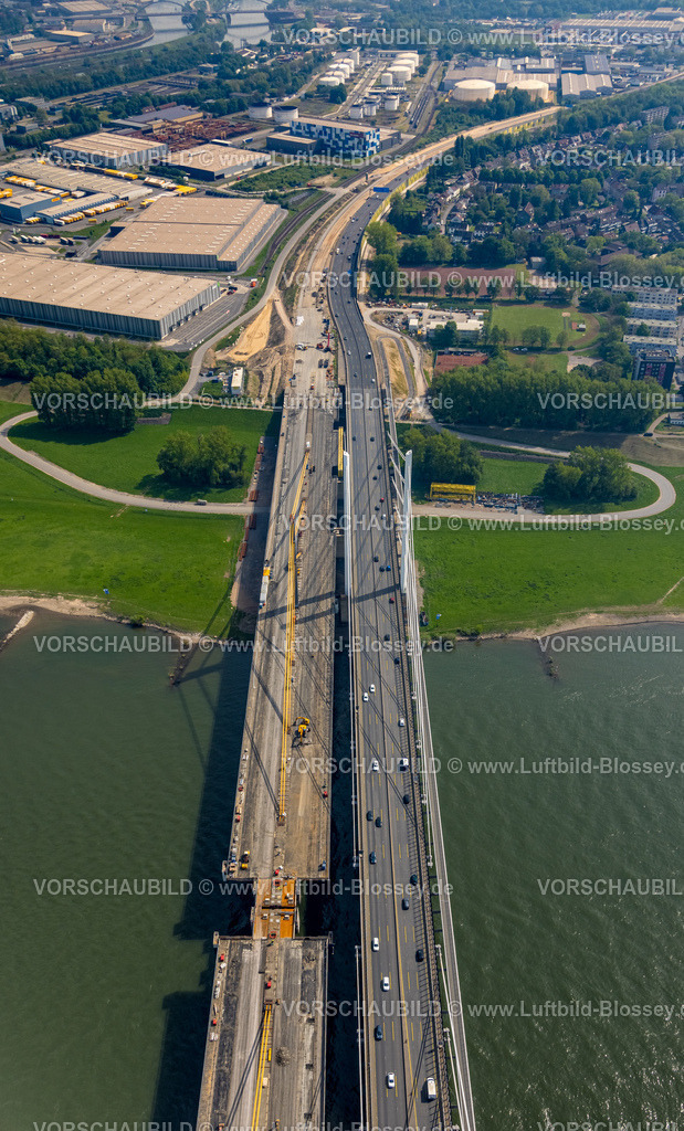 Duisburg240500739 | Luftbild, A40 Rheinbrücke Duisburg Neuenkamp und Fluss Rhein, Baustelle für Erweiterung der Autobahn A40 inklusive Ersatzneubau, Alt-Homberg, Duisburg, Ruhrgebiet, Nordrhein-Westfalen, Deutschland