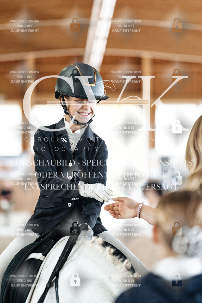 CK902080 | Turnierfotografie Pferdefotografie Trier Rheinland-Pfalz Pferdesport Reitsport Tierfotografie Sportfotografie Pferdevideo Pferdevideografie Equestrianvideography equestrianphotography  - Realisiert mit Pictrs.com