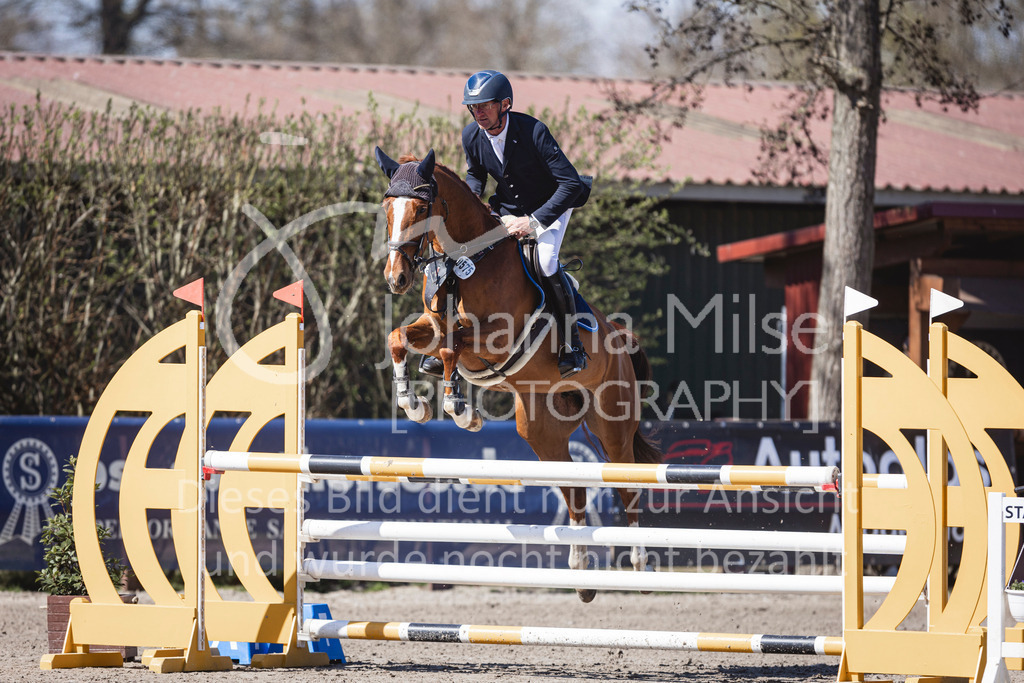 250408_Mühlen_SprPf-L-310 | Deine schönsten Turniermomente als professionelle Fotos! Entdecke hochwertige Pferdesport-Fotografie im Online-Shop. Jetzt Fotos finden & bestellen!