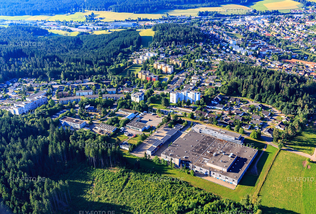 Ortsansicht mit SCHMIDT Technology GmbH https://www.schmidttechnology.de/ | Luftbild: Ortsansicht mit SCHMIDT Technology GmbH https://www.schmidttechnology.de/ im Ortsteil Saint Georgen im Schwarzwald in St. Georgen im Schwarzwald im Bundesland Baden-Württemberg in Deutschland. Foto: IMG_149176.jpg vom 29.06.2025 durch Werner Riehm/FLY-FOTO.de - Realisiert mit Pictrs.com