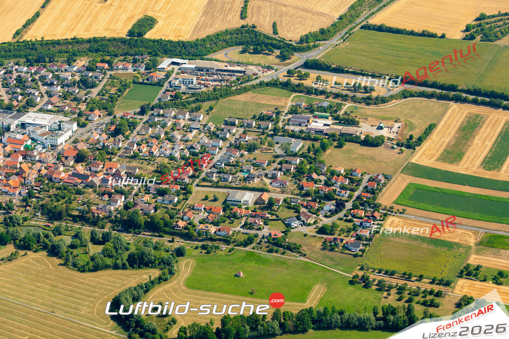 Das Luftbild zeigt : Distelhausen Tauberbischofsheim - Die Luftaufnahme wurde 2023 vom UL-Flugzeug aus erstellt ( keine Drohne ) - Hochauflösende Luftaufnahme - Für grossformatige Ausdrucke geeignet. Die Geschenkidee !Mit Lizenz und Bildrechte bestellbar