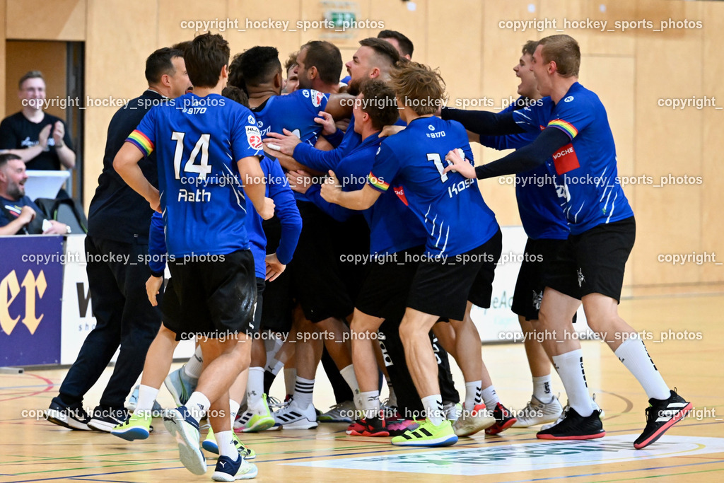 SC Ferlach vs. HSG Holding Graz 23.9.2023 | Jubel SC Ferlach Mannschaft, SC Ferlach vs. HSG Holding Graz 23.9.2023, SC Ferlach vs. HSG Holding Graz am 23.09.2023 in Bleiburg (Ballspielhalle Ferlach), Austria, (Photo by Bernd Stefan)