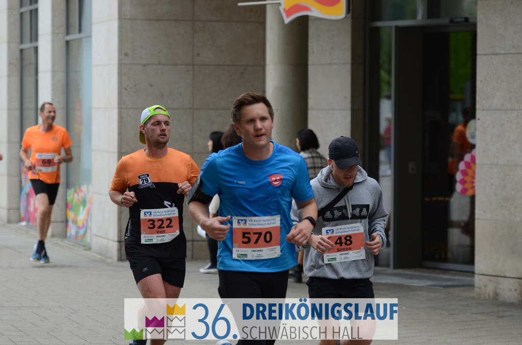 VR Bank Hauptlauf 10km | 3königslauf 2022 VR Bank Hauptlauf - Realisiert mit Pictrs.com