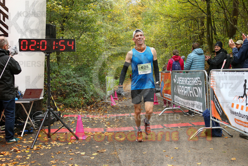 251026_1203_EX1_9865 | Sportfotografie im Rhein-Sieg Kreis, Köln, Bonn, NRW, Rheinland Pfalz, Hessen, etc. Unser Tätigkeitsfeld umfasst den Laufsport vom Volkslauf über den Marathon, Duathlon, Triathon bis zum Ultralauf wie Kölnpfad Ultra oder Schindertrail.
