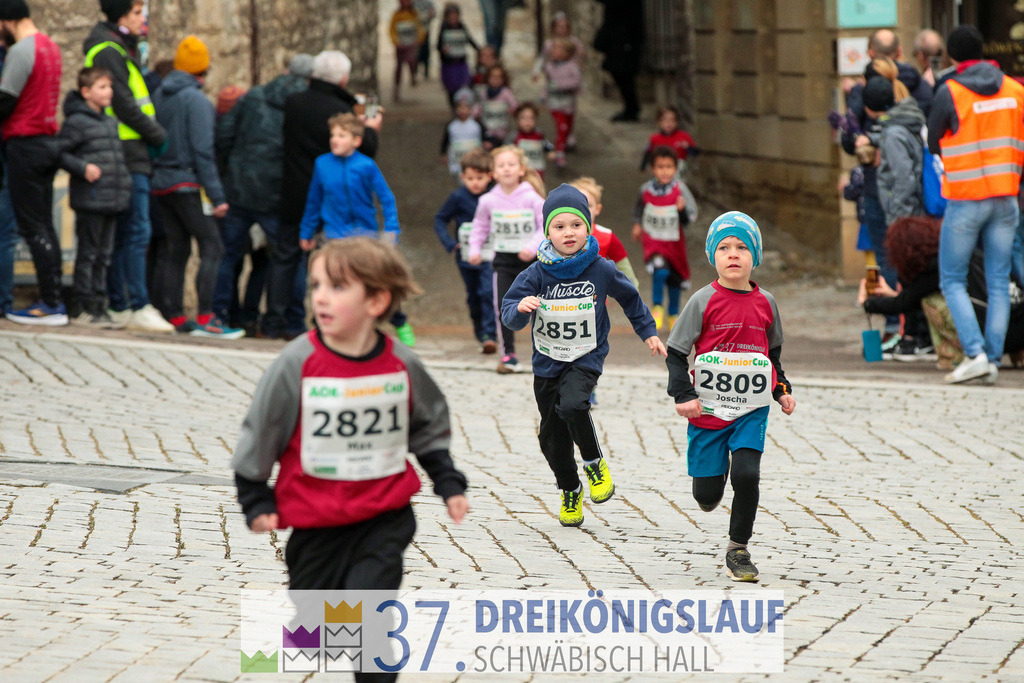 AOK JuniorCup 400m | 3Koenigslauf 2023 - Realisiert mit Pictrs.com