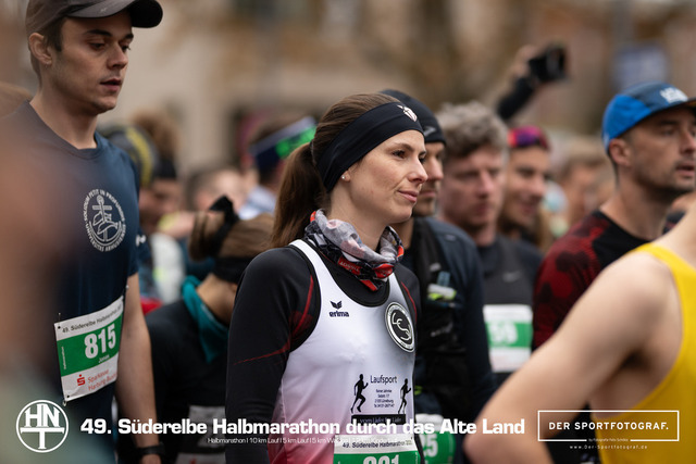 Süderelbe Halbmarathon 2025 I 09.11.2025 I Fotograf_DerSportfotograf.I 00282 | Der Sportfotograf. - Realisiert mit Pictrs.com